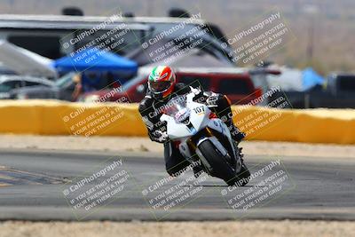 media/Apr-09-2022-SoCal Trackdays (Sat) [[c9e19a26ab]]/Turn 2 (1140am)/